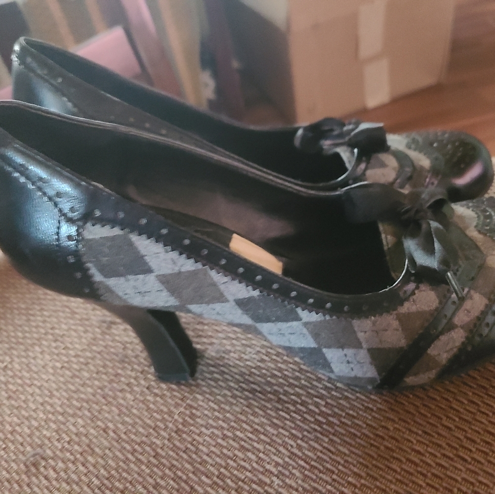 Bongo size 10